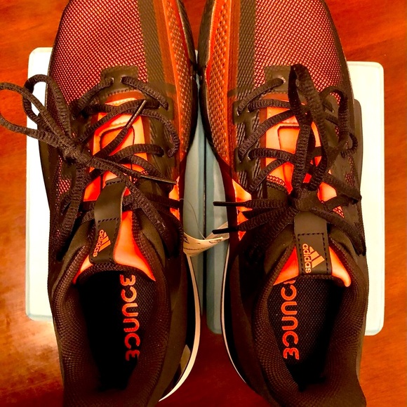 NWT Men’s Adidas G26605 SoleMatch Bounce Tennis Shoes size 10 - Picture 4 of 7